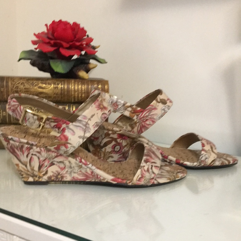 Wedge Floral Sandals Size 11 NWOT